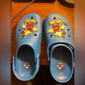 Disney Park Crocs Women Size 8